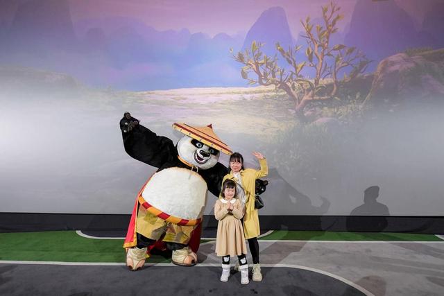 《功夫熊猫4》在成都举行首映礼：观众再次见到了熟悉的阿宝